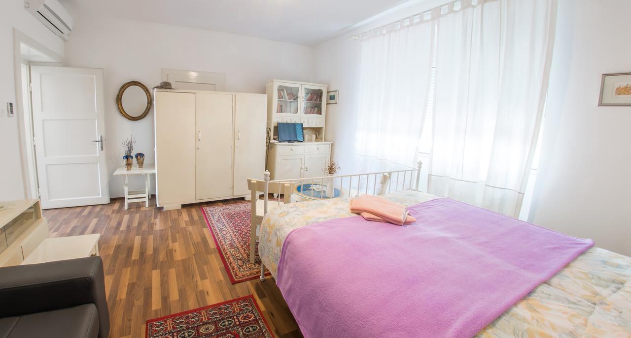 Little Rock Rooms Мостар Экстерьер фото